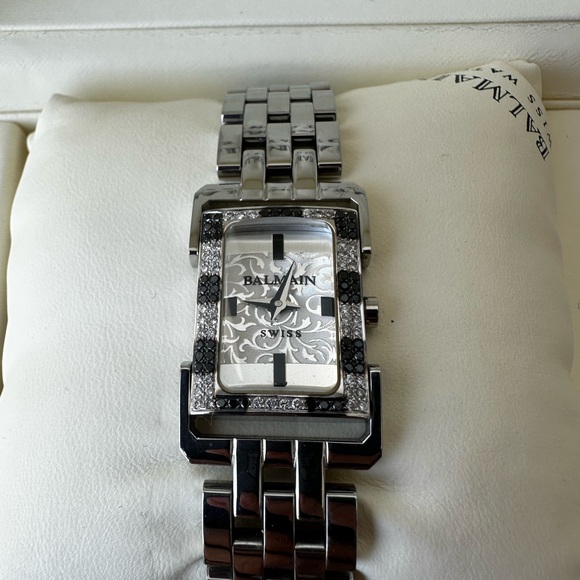 Balmain Diamond Tank Watch - Picture 2 of 10